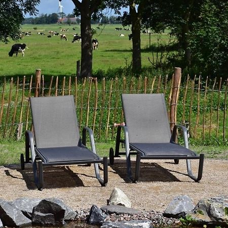 Traumkrone Ferienwohnungen - Wiesengruen Schortens Exteriör bild